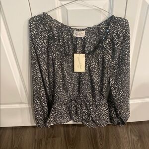 Universal Thread Women's Black and White Top XL